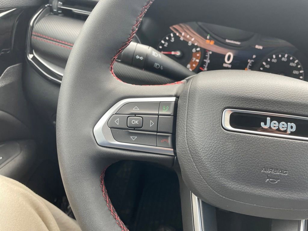 Used 2024 Jeep Compass Trailhawk w/ Trailhawk Convenience Group image 14