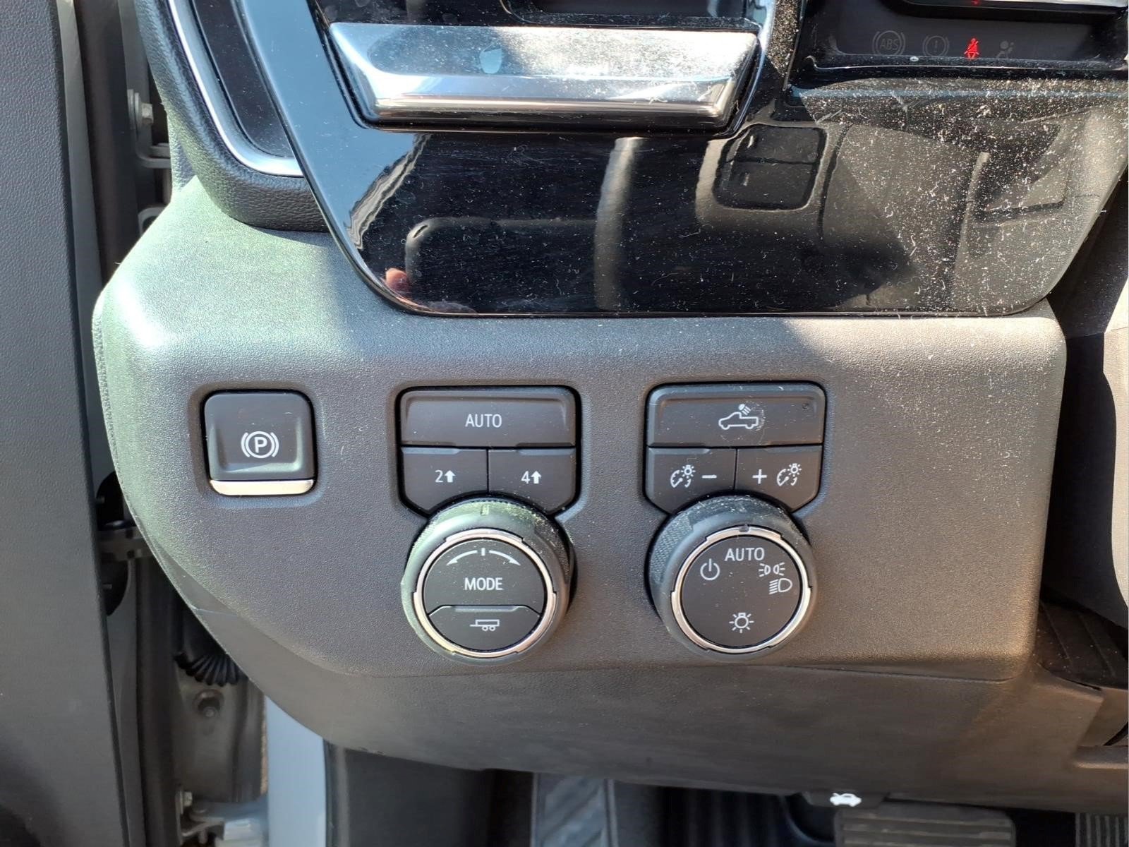 Certified 2024 Chevrolet Silverado 1500 LT AWD/4WD image 10