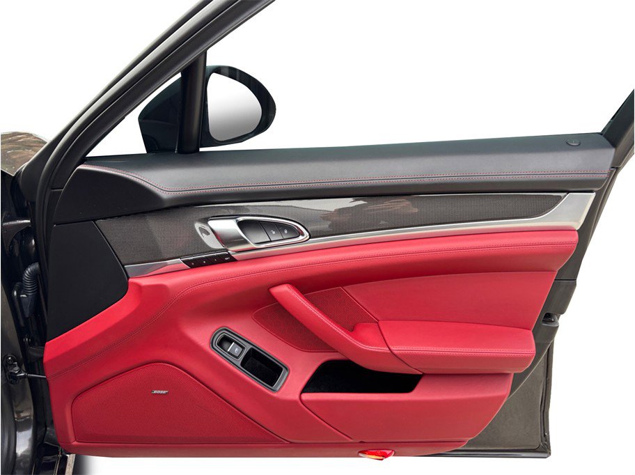 Used 2016 Porsche Panamera GTS image 46