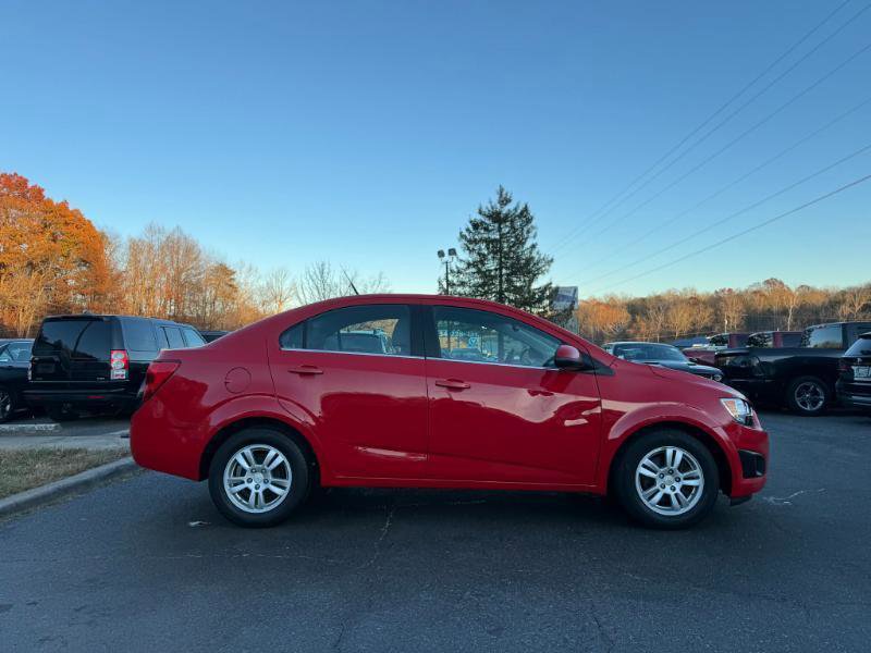 Used 2012 Chevrolet Sonic LT FWD image 4