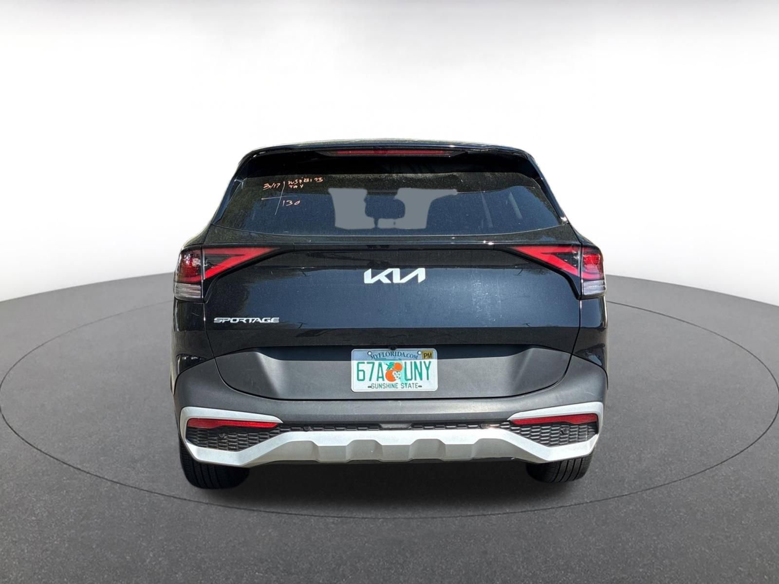 Used 2025 Kia Sportage LX image 6