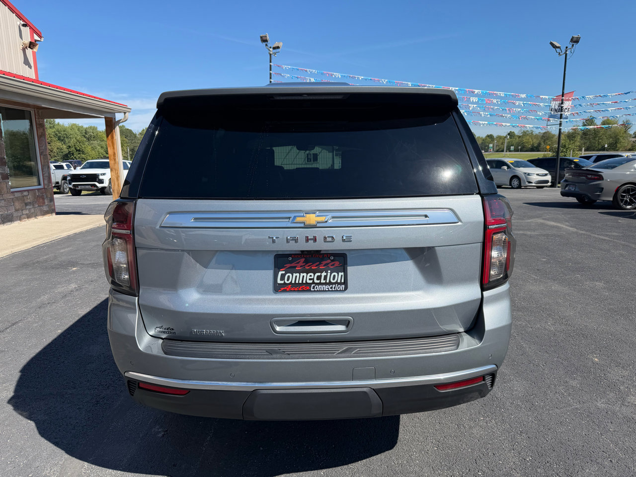 Used 2024 Chevrolet Tahoe High Country w/ Advanced Technology Package image 5