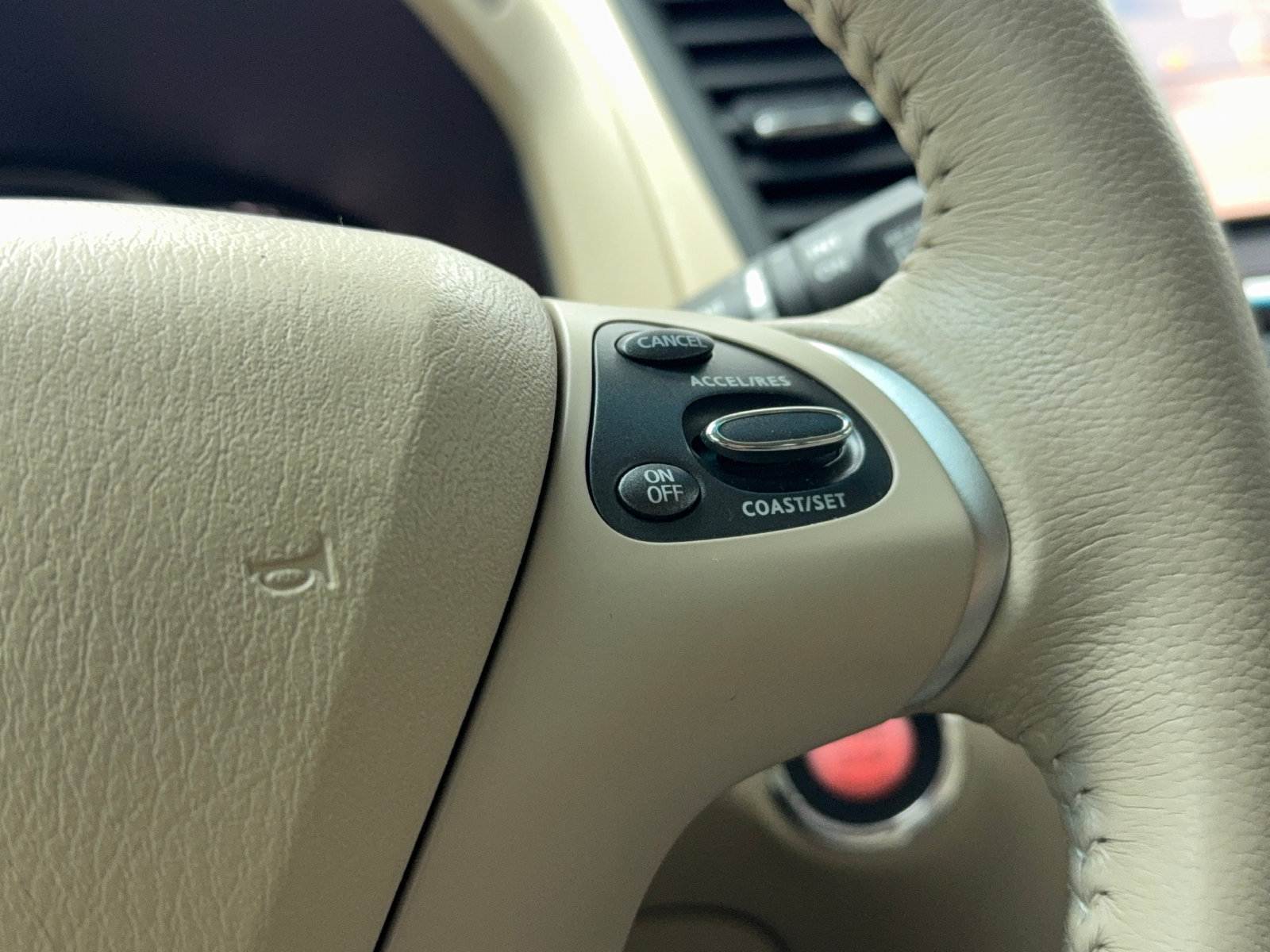 Used 2014 Nissan Pathfinder SL w/ SL Premium Package FWD image 33