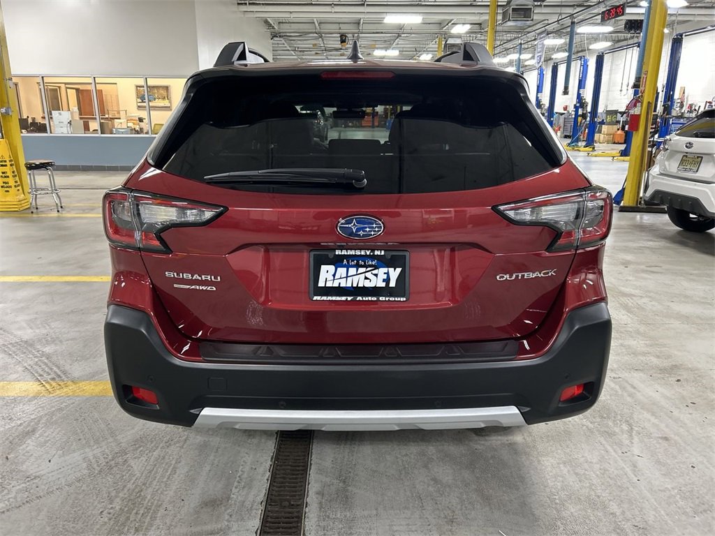 Certified 2025 Subaru Outback Limited image 7