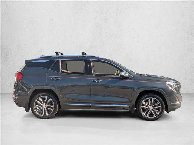 Used 2019 GMC Terrain Denali w/ Advanced Safety Package AWD/4WD image 4