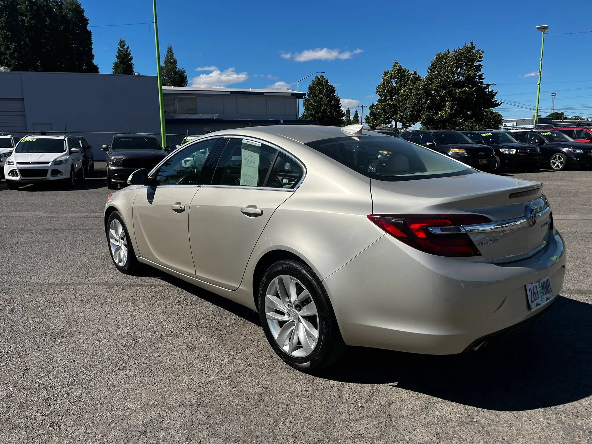 Used 2016 Buick Regal FWD image 5