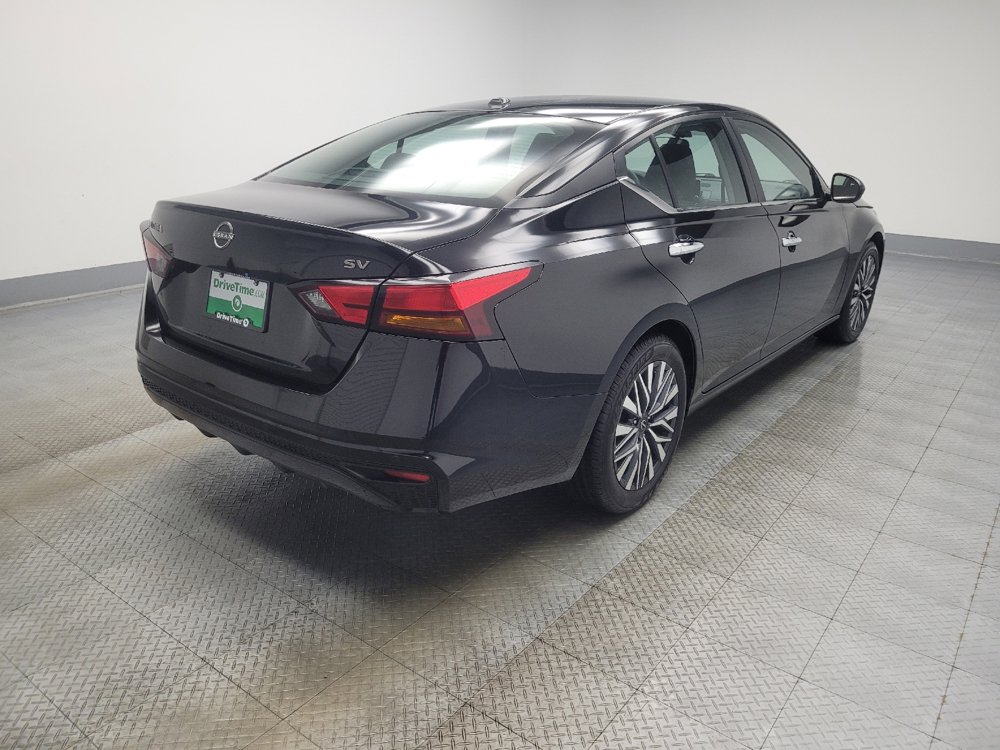 Used 2024 Nissan Altima 2.5 SV image 9