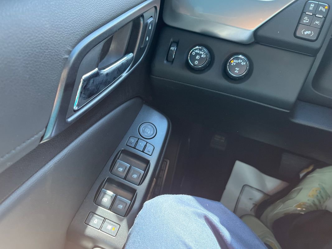 Used 2019 Chevrolet Tahoe LT AWD/4WD image 16
