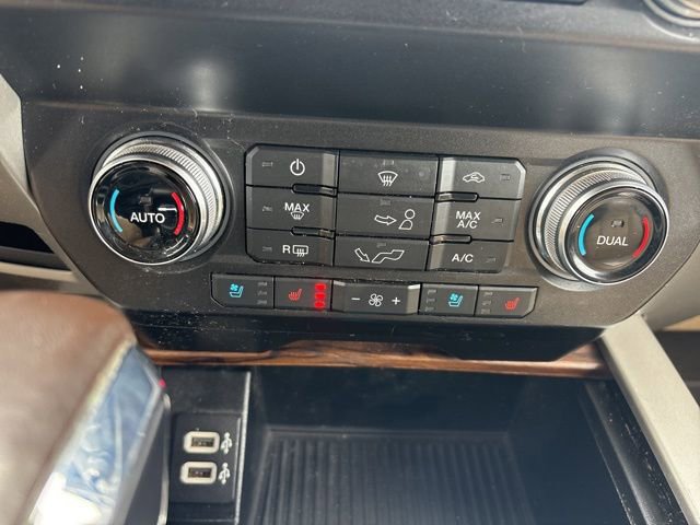 Used 2020 Ford F150 Lariat w/ Equipment Group 502A Luxury image 27