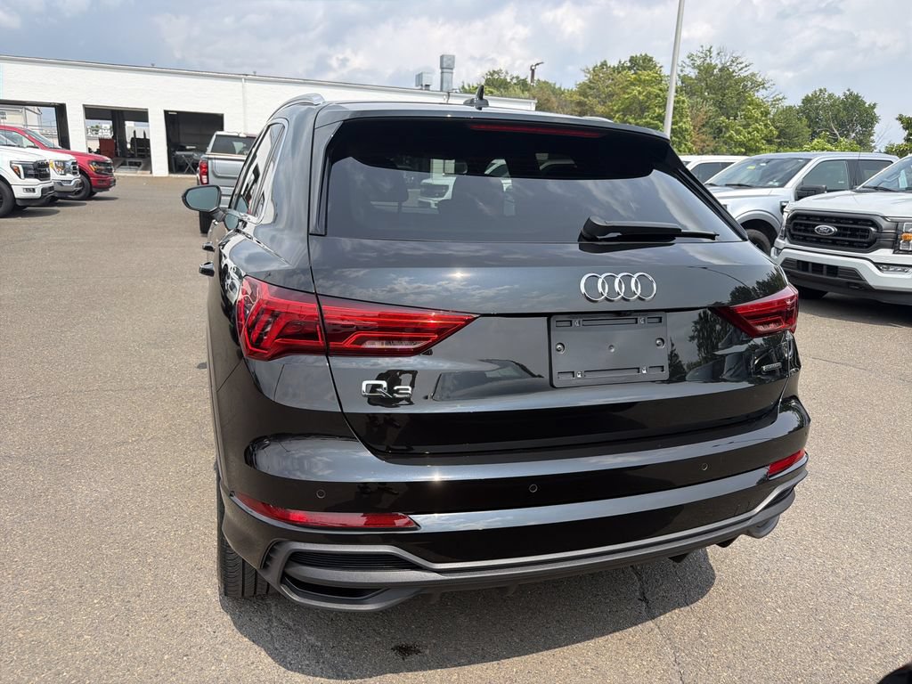 Used 2023 Audi Q3 2.0T Premium Plus AWD/4WD image 4