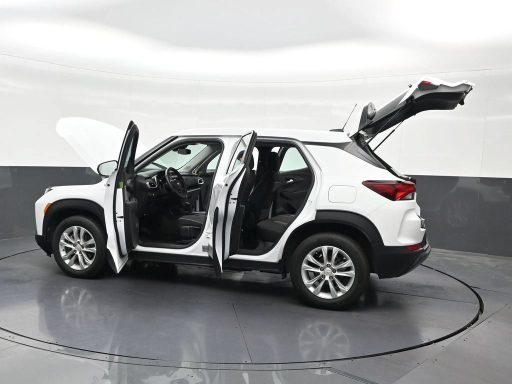 Used 2023 Chevrolet TrailBlazer LS FWD image 34