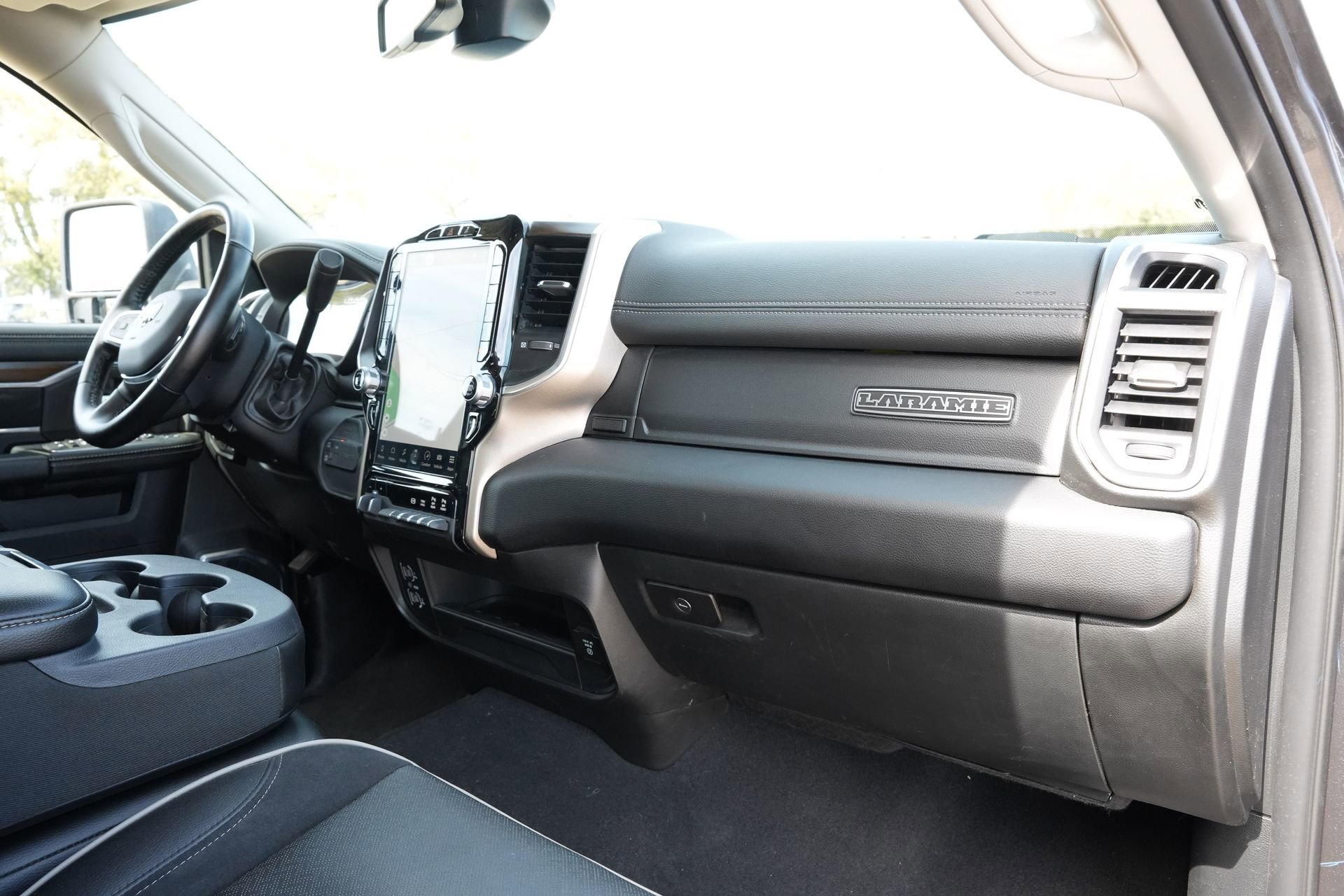 Used 2024 RAM 2500 Laramie image 24