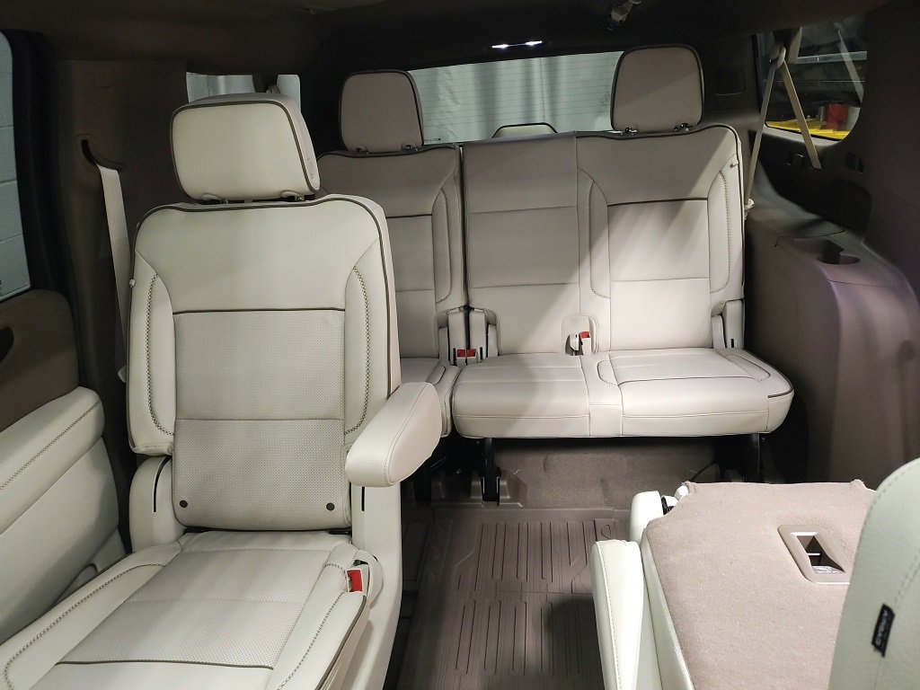 New 2026 GMC Yukon XL Denali w/ Sun & Power Step Package image 31