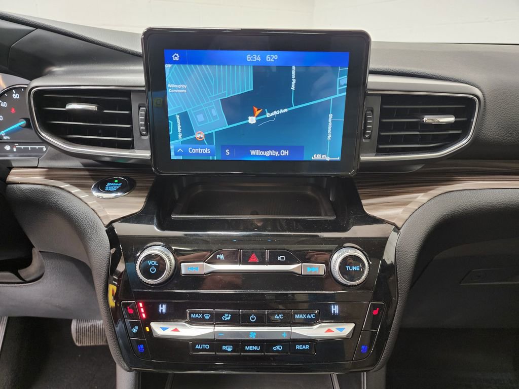 Used 2021 Ford Explorer Limited w/ Equipment Group 301A image 17