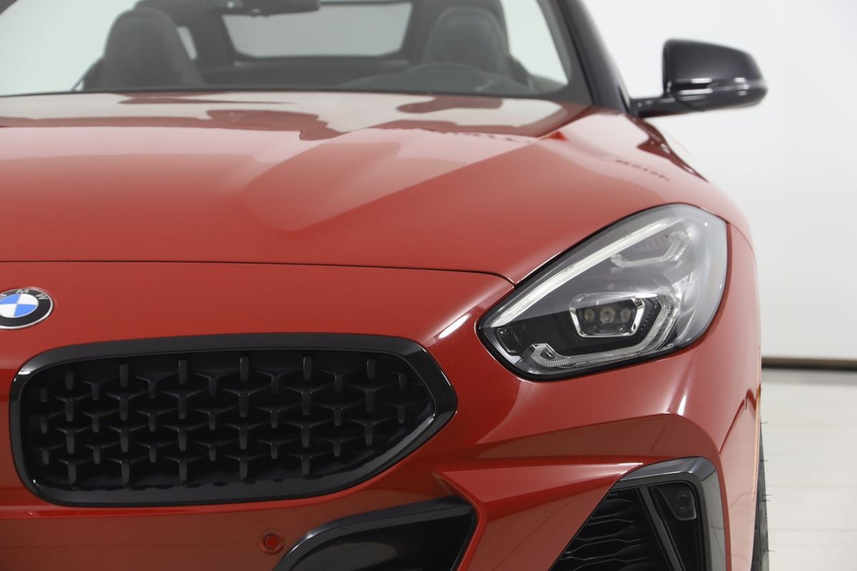Used 2022 BMW Z4 M40i w/ Premium Package image 72