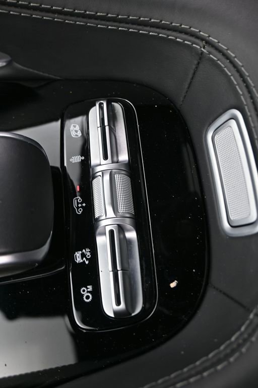 Used 2023 Mercedes-Benz GLS 63 AMG 4MATIC image 29