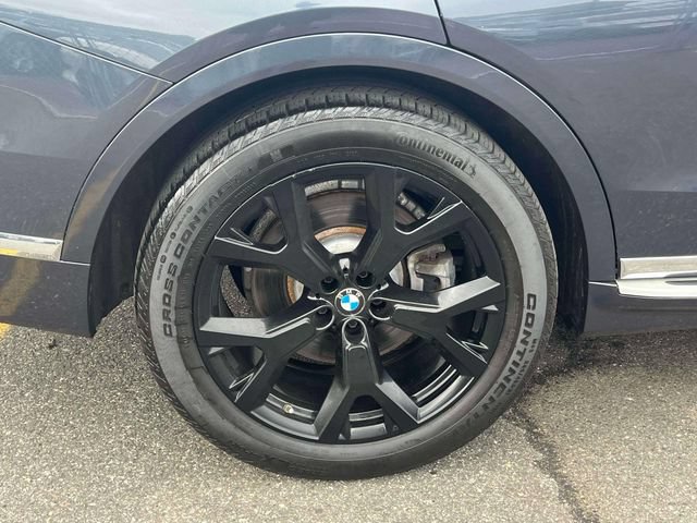 Used 2019 BMW X7 xDrive50i w/ Premium Package AWD/4WD image 12
