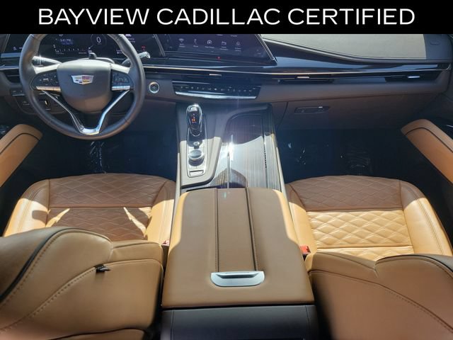 Certified 2024 Cadillac Escalade Premium Luxury w/ Performance Package AWD/4WD image 15
