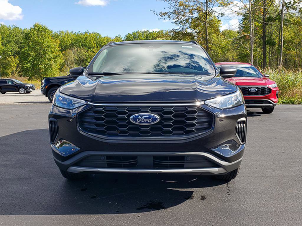 New 2026 Ford Escape ST-Line w/ Tech Pack #1 image 2