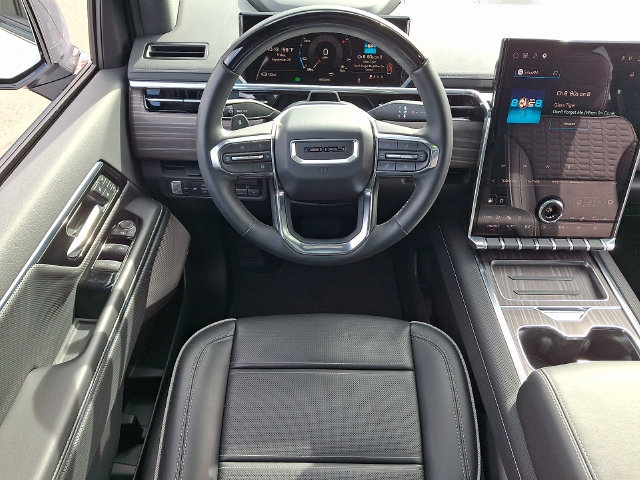 Used 2025 GMC Sierra EV Denali AWD/4WD image 3
