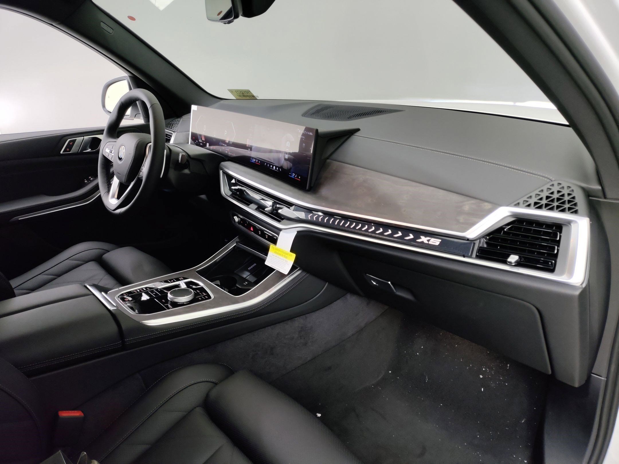 Used 2026 BMW X5 sDrive40i w/ Parking Assistance Package image 23