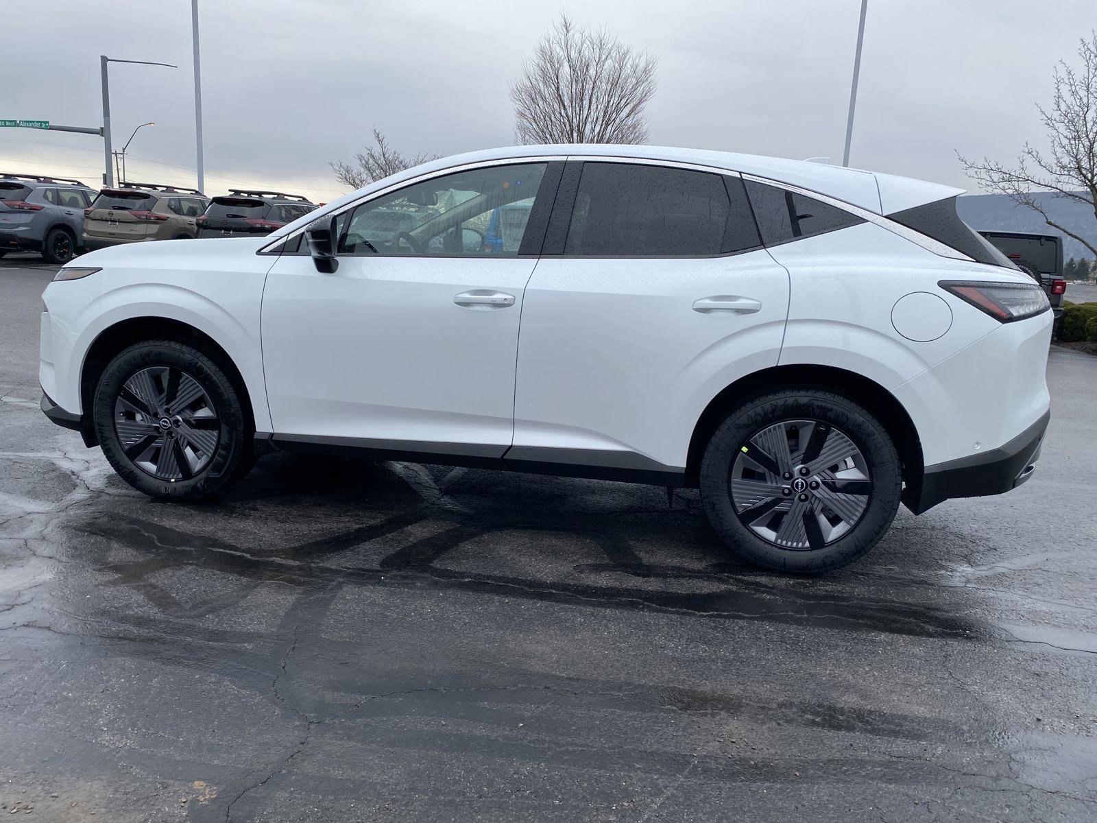 New 2025 Nissan Murano SL image 7