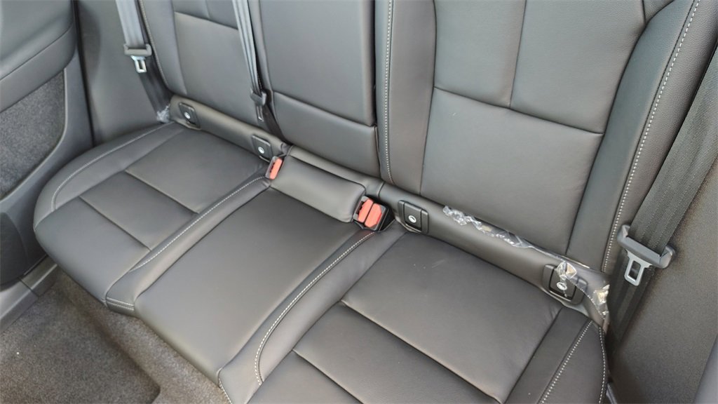 New 2026 Volvo XC40 B5 Plus w/ Protection Package Premier image 27