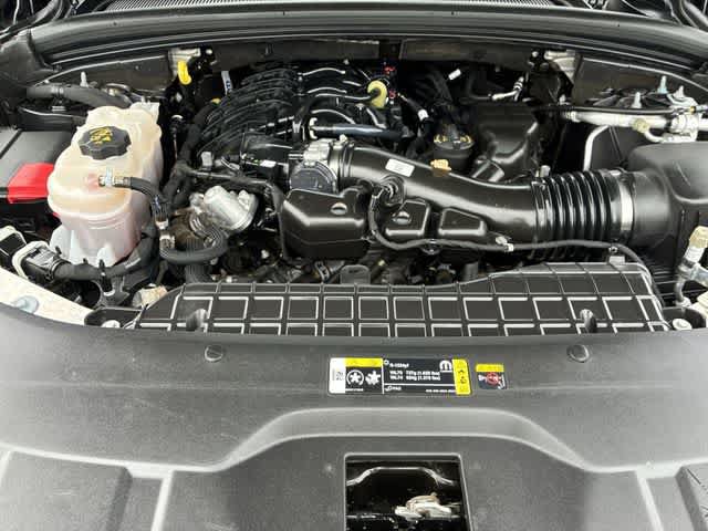Used 2023 Jeep Grand Cherokee L Limited AWD/4WD image 15