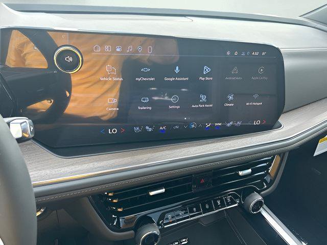 New 2026 Chevrolet Suburban High Country AWD/4WD image 24