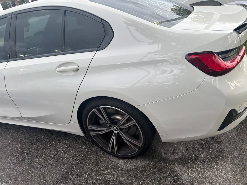 Used 2020 BMW 330i Sedan w/ Convenience Package RWD image 5