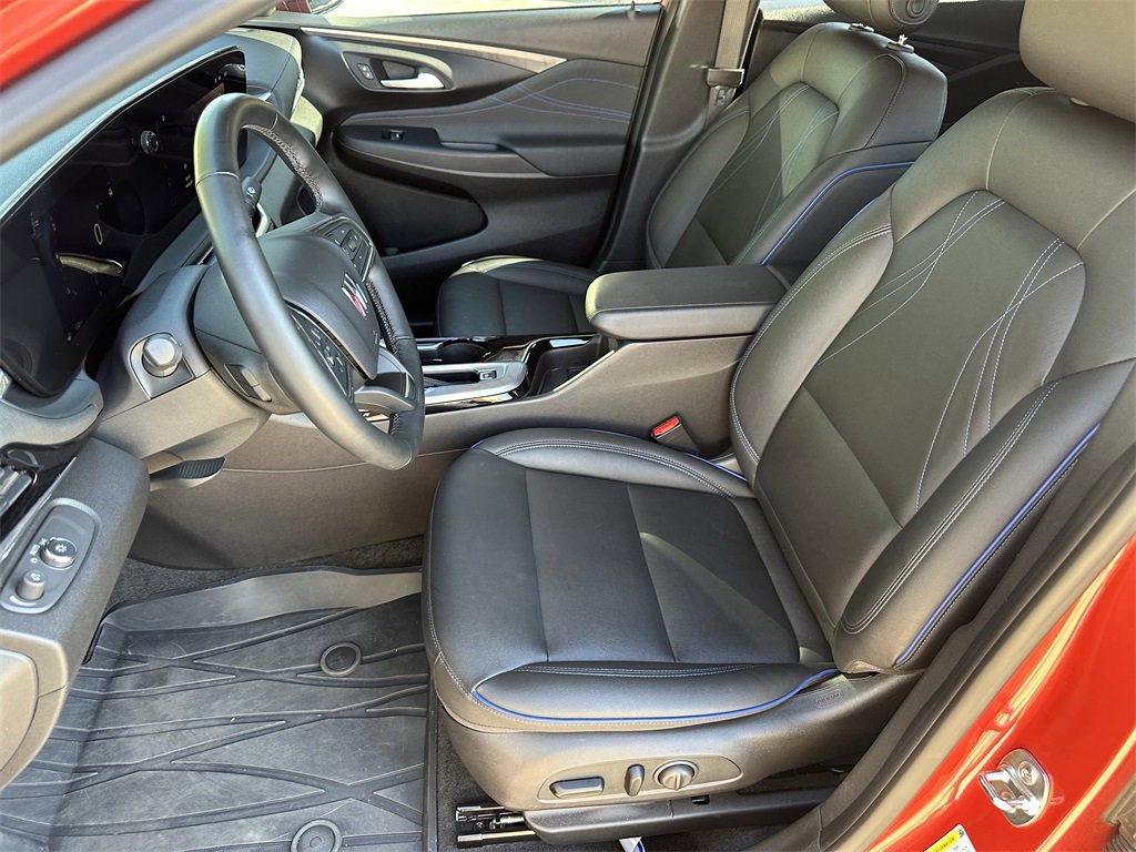 Used 2024 Buick Envista Sport Touring w/ Convenience I Package image 12