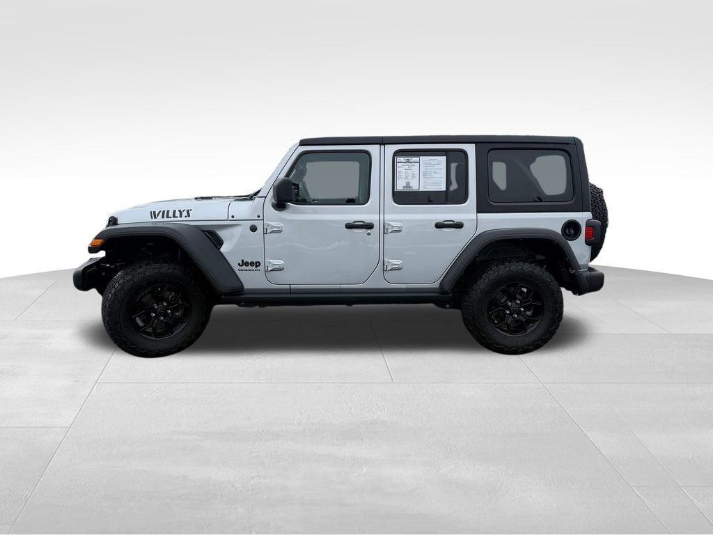 Used 2024 Jeep Wrangler Willys image 4