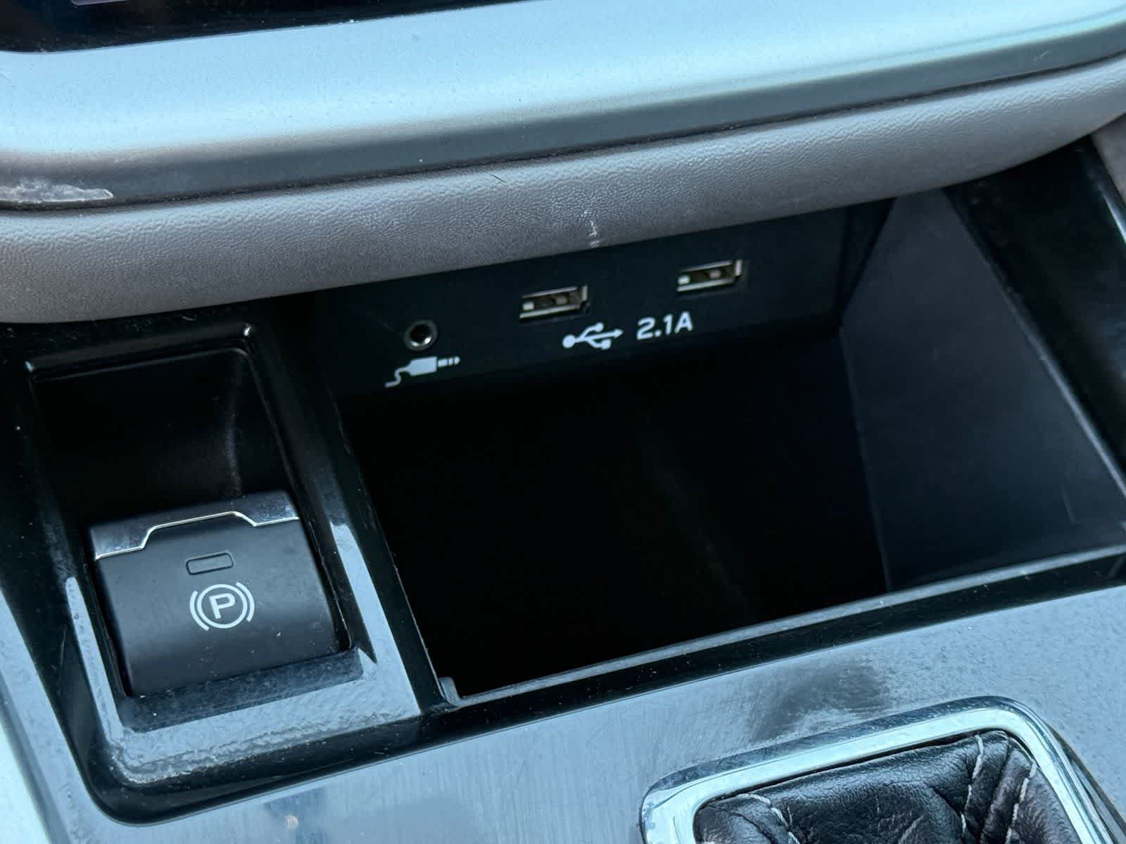 Used 2022 Subaru Outback Premium AWD/4WD image 23