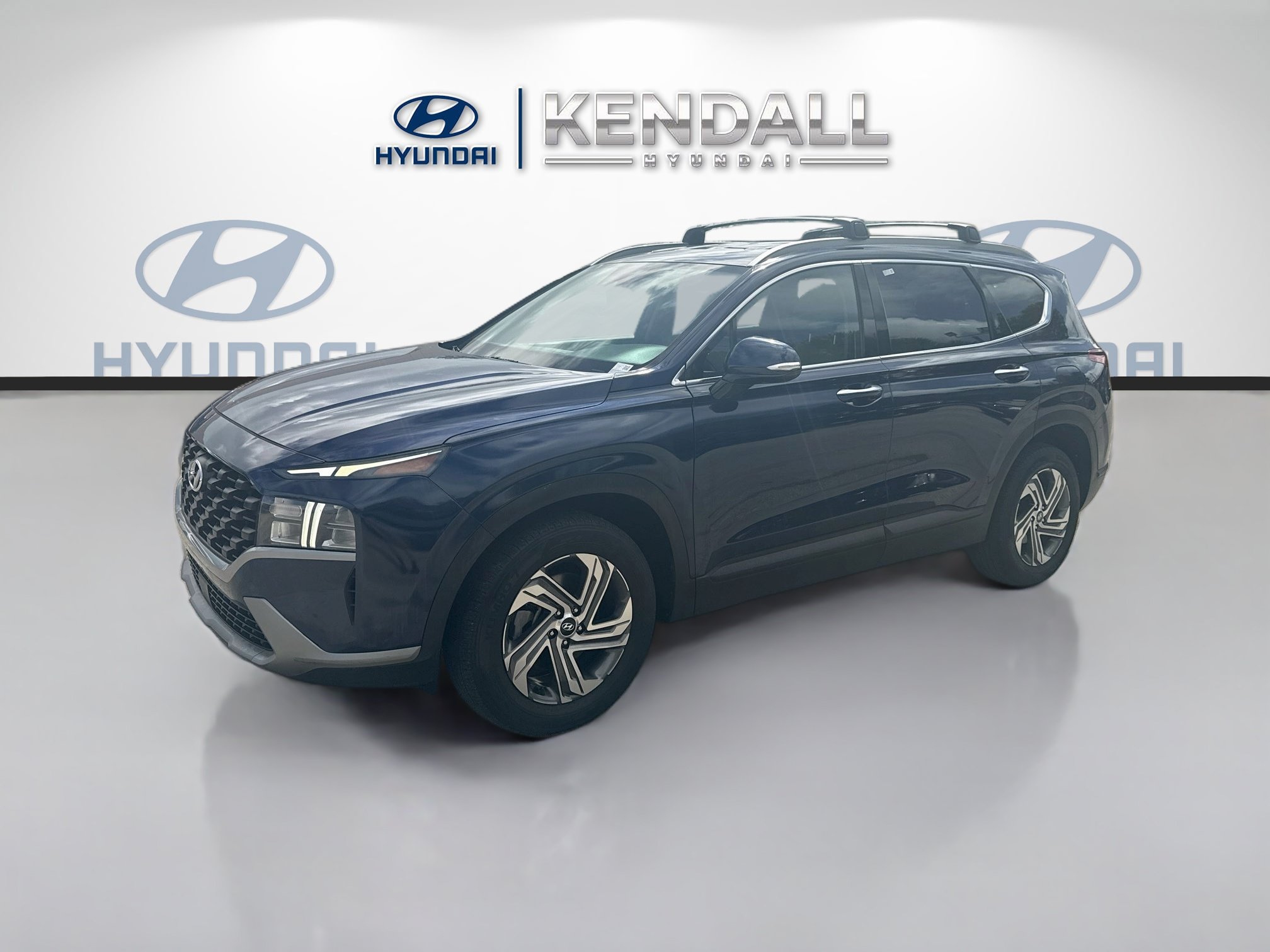 Used 2023 Hyundai Santa Fe SEL FWD image 3