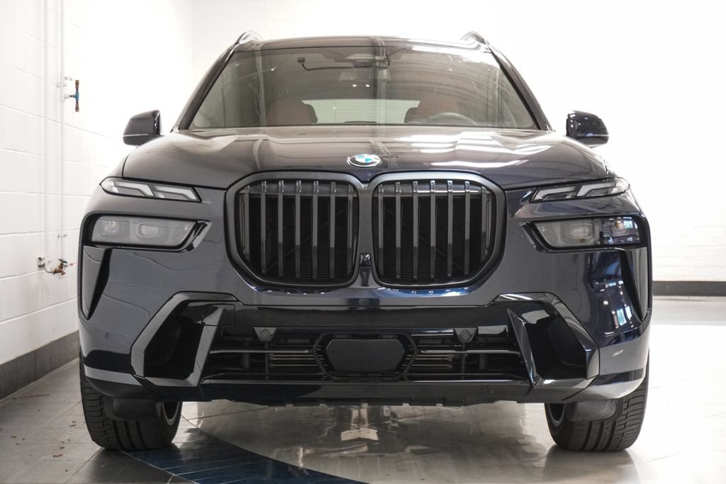 Used 2026 BMW X7 xDrive40i w/ M Sport Package AWD/4WD image 37