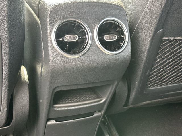 Used 2023 Mercedes-Benz GLB 250 image 19