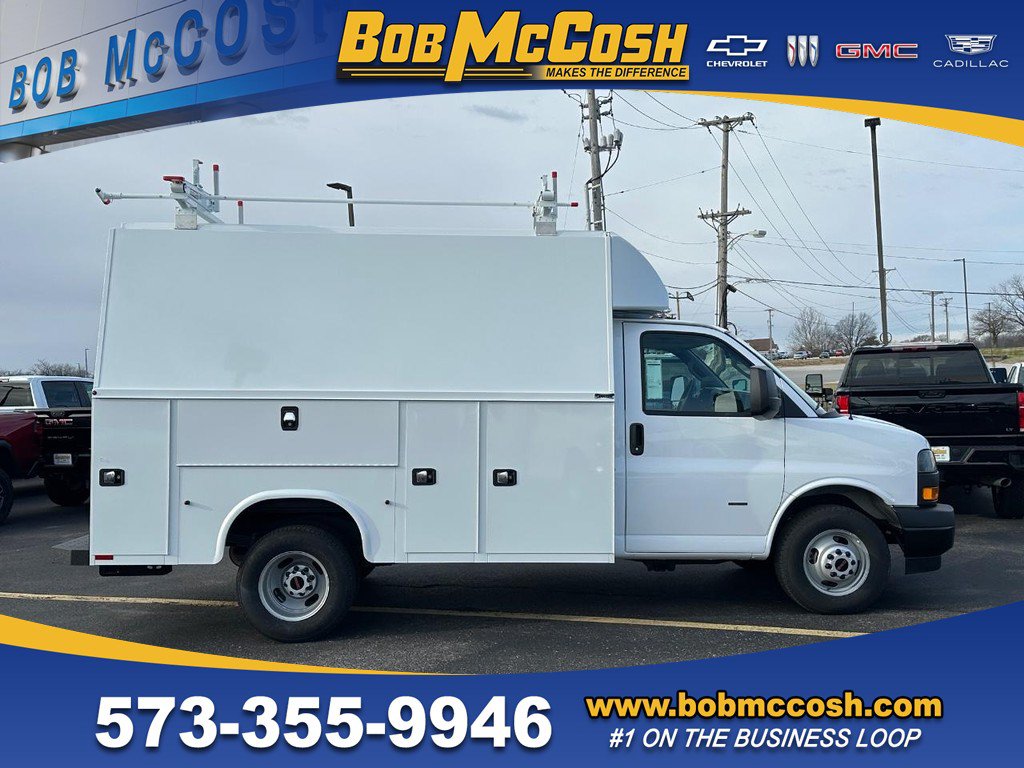 New 2024 GMC Savana 3500 w/ Power Convenience Package