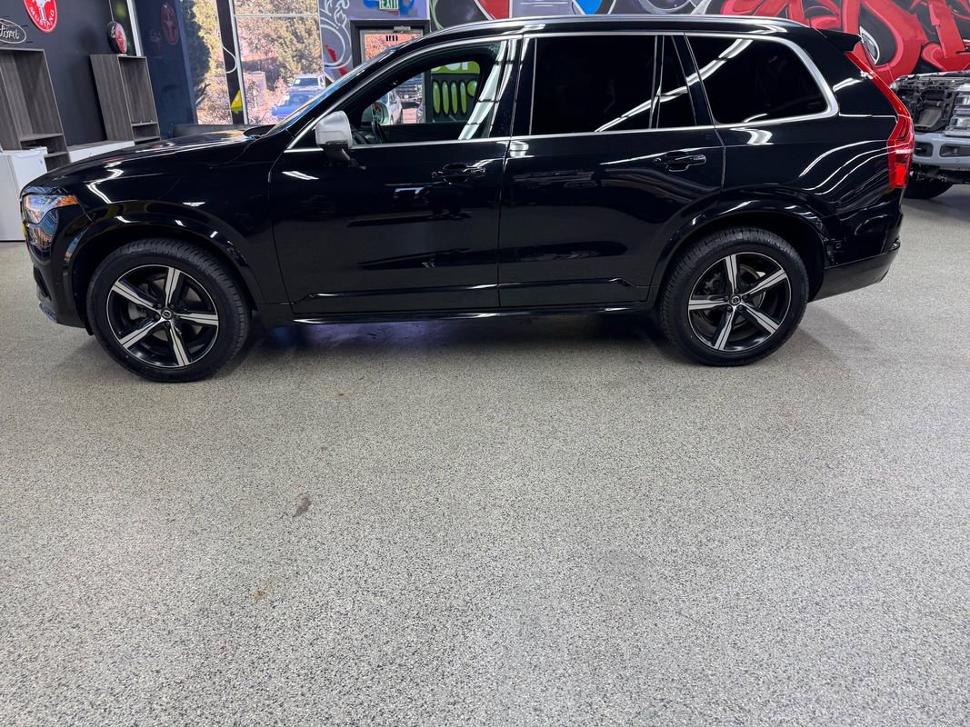 Used 2019 Volvo XC90 T6 R-Design w/ Advanced Package image 2
