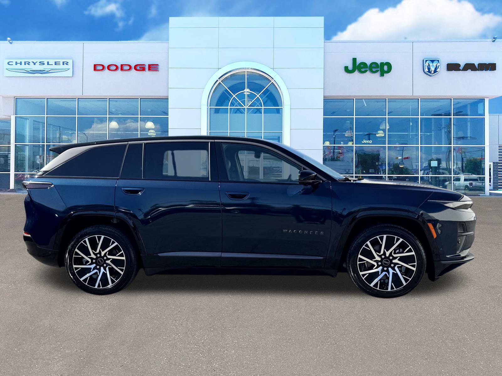 New 2025 Jeep Wagoneer Limited image 9