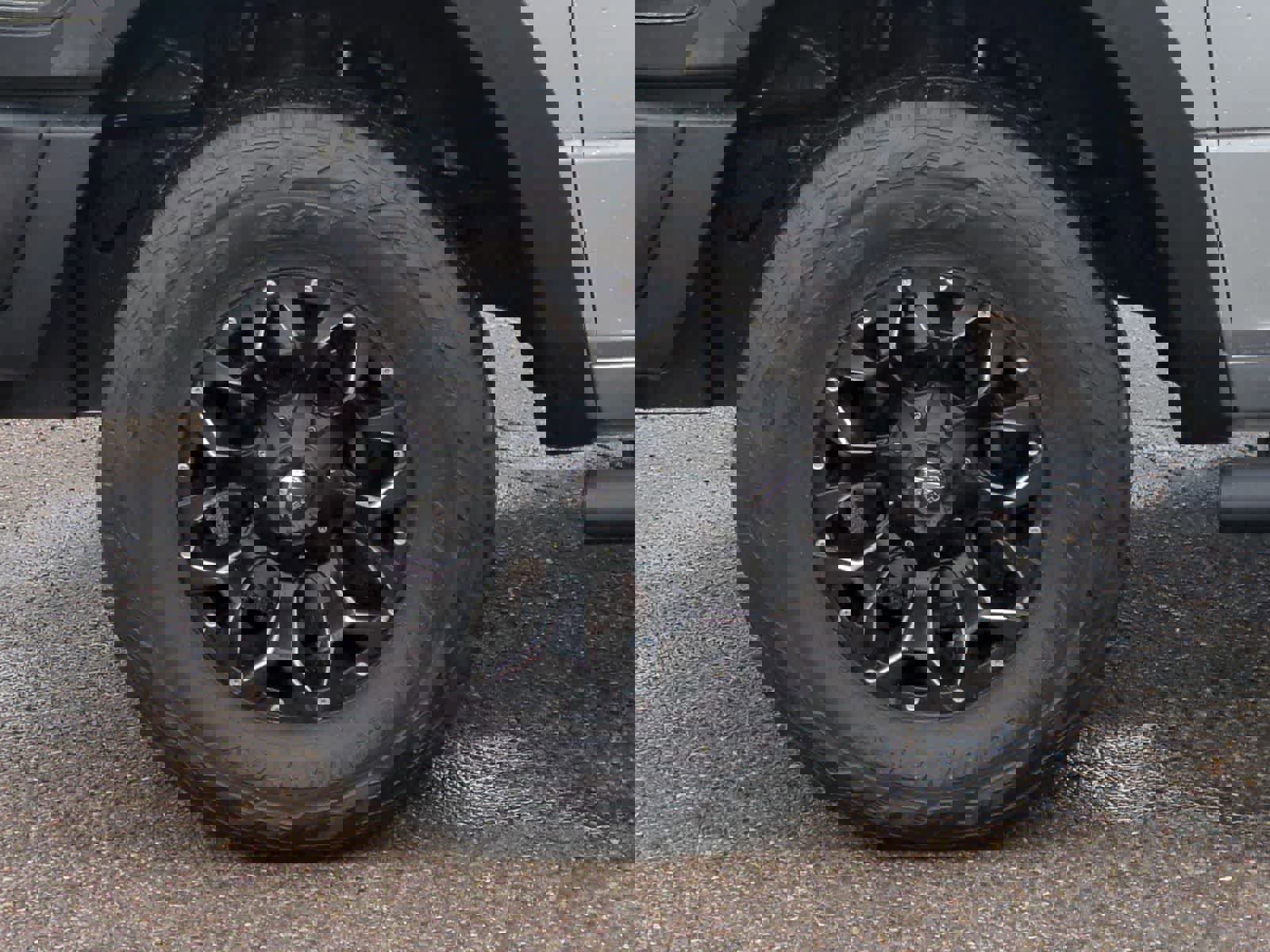 Used 2016 RAM 1500 Rebel w/ Luxury Group image 14