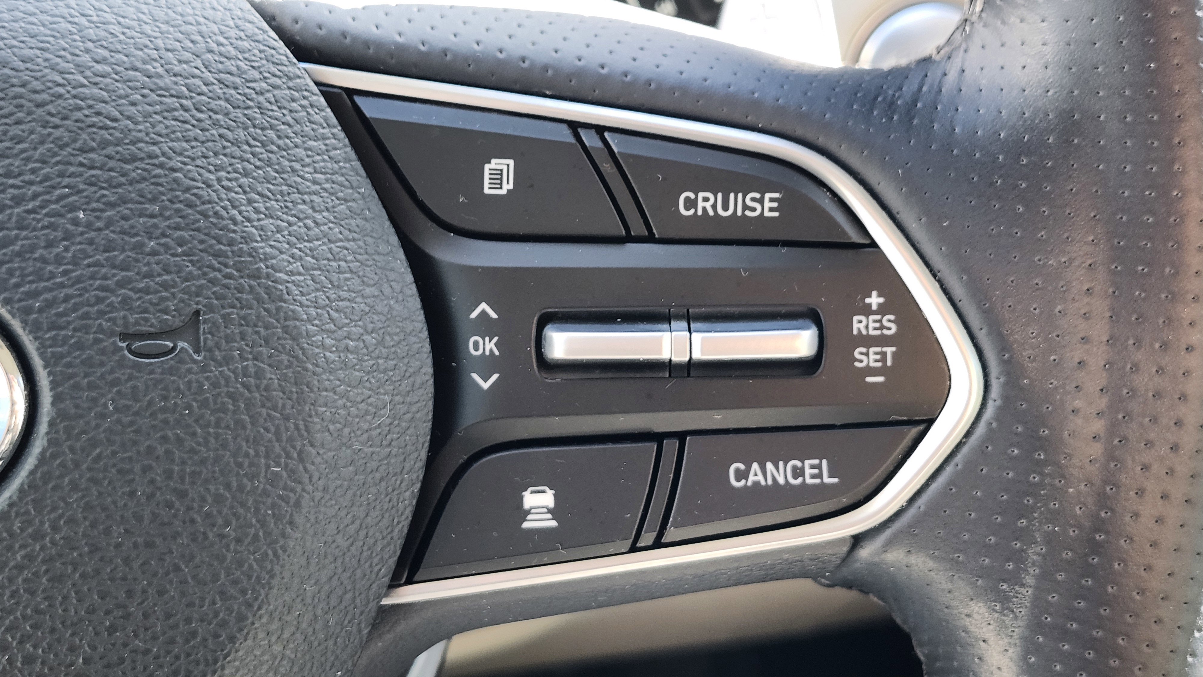 Used 2022 Hyundai Palisade Calligraphy image 36