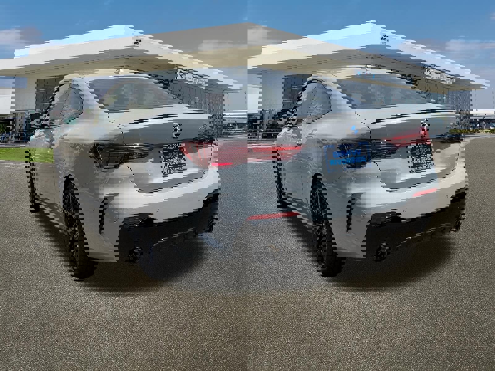 New 2026 BMW 430i Coupe w/ M Sport Package RWD image 8