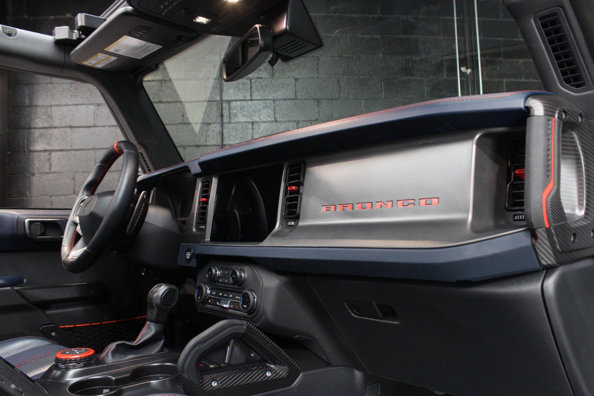Used 2024 Ford Bronco Raptor w/ Interior Carbon Fiber Pack 6 AWD/4WD image 51