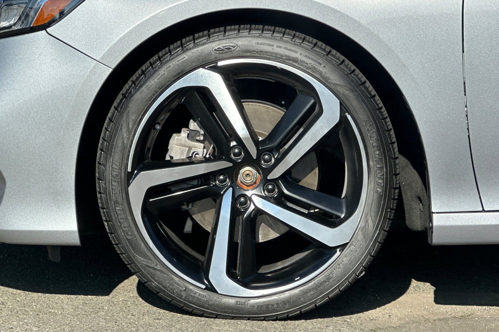 Used 2018 Honda Accord Sport image 32