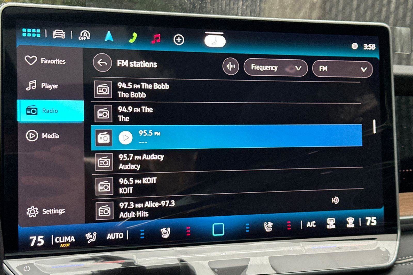 New 2026 Volkswagen Tiguan SEL R-Line AWD/4WD image 17