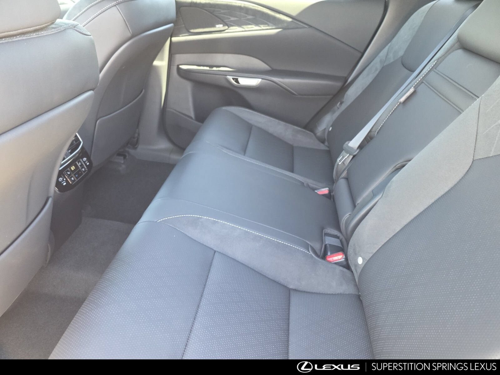 New 2026 Lexus RX 350 AWD/4WD image 23