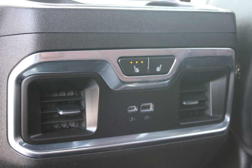 Used 2025 GMC Sierra 2500 Denali Ultimate image 29