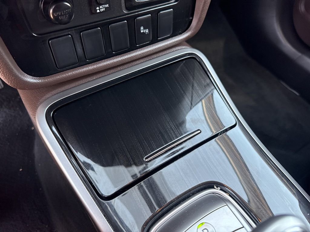 Used 2018 Mitsubishi Outlander 4WD Plug-In Hybrid image 27