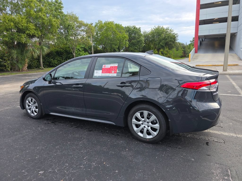 Used 2026 Toyota Corolla LE FWD image 9