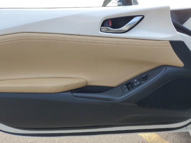 New 2026 MAZDA MX-5 Miata RF Grand Touring RWD image 19